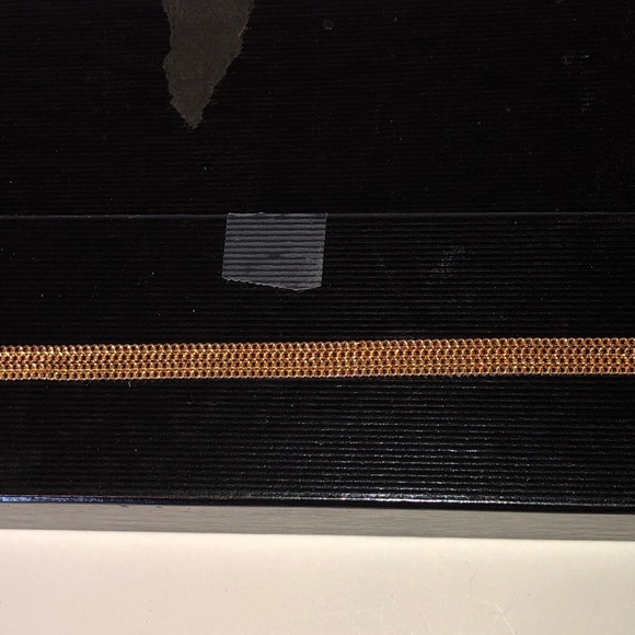 Mesh Gold Bracelet - Picture 4 of 6